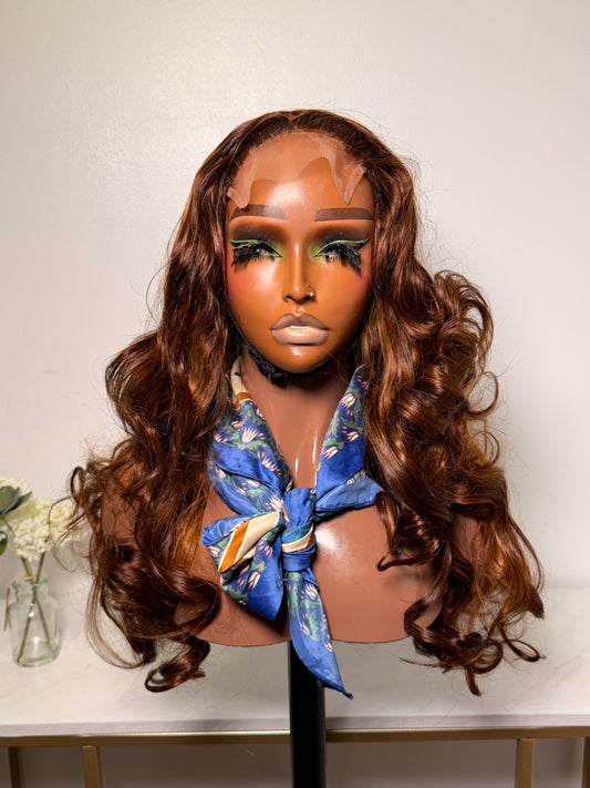22" piano colour layered body bounce wig | 300g